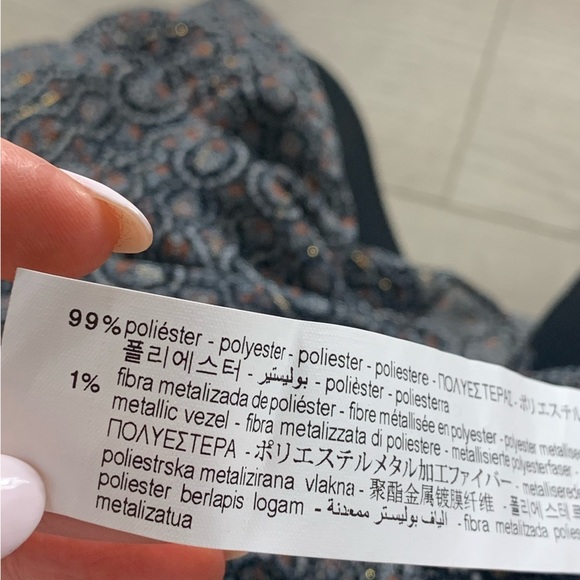 Zara Metallic Thread Printed Crop Blouse - Picture 9 of 12